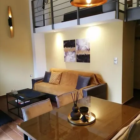Apartment Rest On The Pedestrian Street Kalavryta