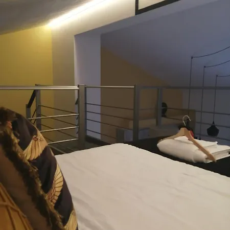 Rest On The Pedestrian Street شقة كالافريتا