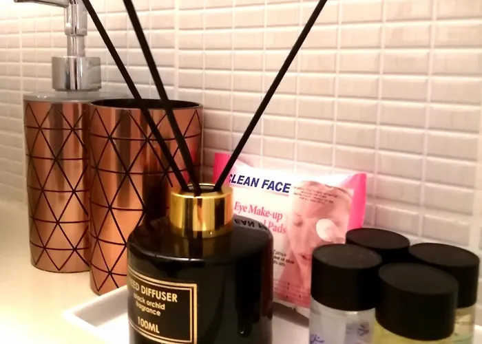 Rest On The Pedestrian Street * カラブリタ