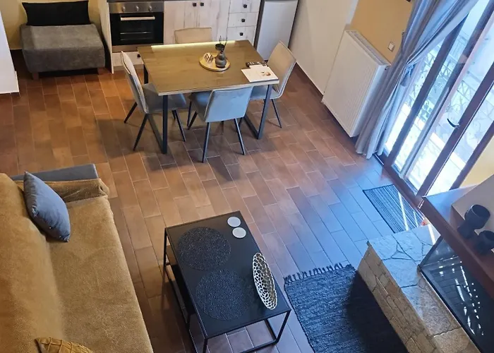 Rest On The Pedestrian Street * カラブリタ